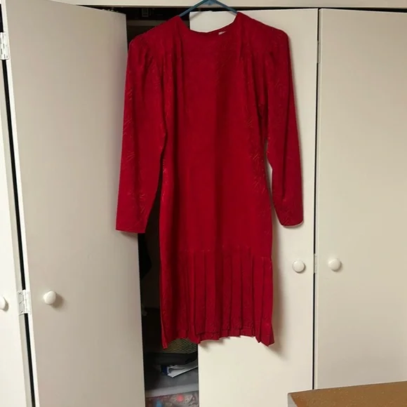 argenti silk dress Argenti Vintage 80's Pink Silk Dress Long Sleeve Swirl Pattern Waist Detail